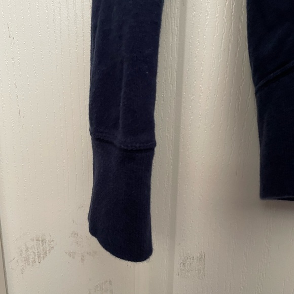 UNIQULO X KAWS Sesame Street Navy Blue Hoodie - Picture 6 of 6